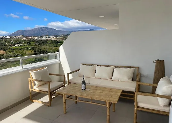 Oceana Gardens Апартаменти